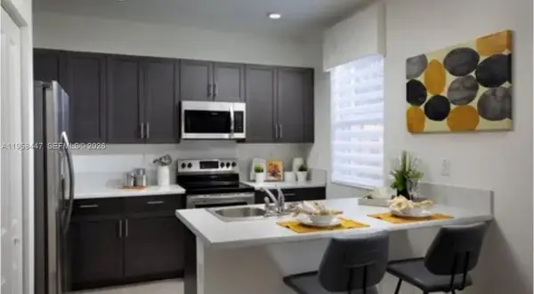 1070 SE 26th Ter, Homestead, FL 33035