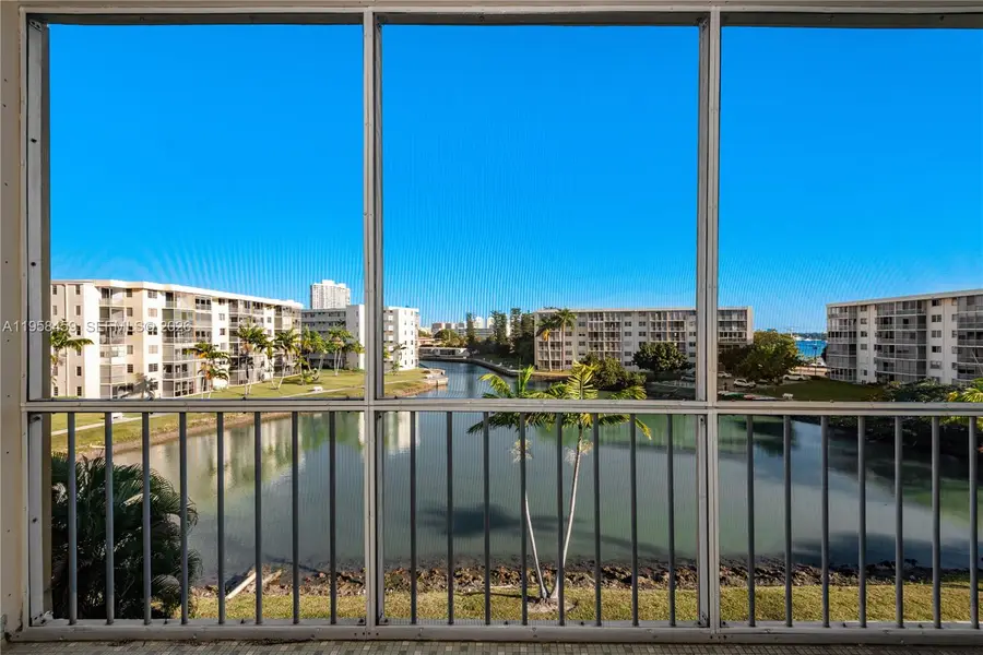 2851 Leonard Dr #J405, Aventura, FL 33160 - Image #3