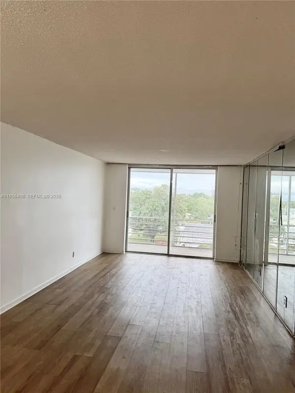 1830 Dixieanna St #404, Hollywood, FL 33020