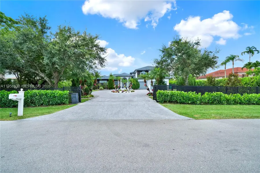 12301 NW 18th St, Plantation, FL 33323 - Image #2