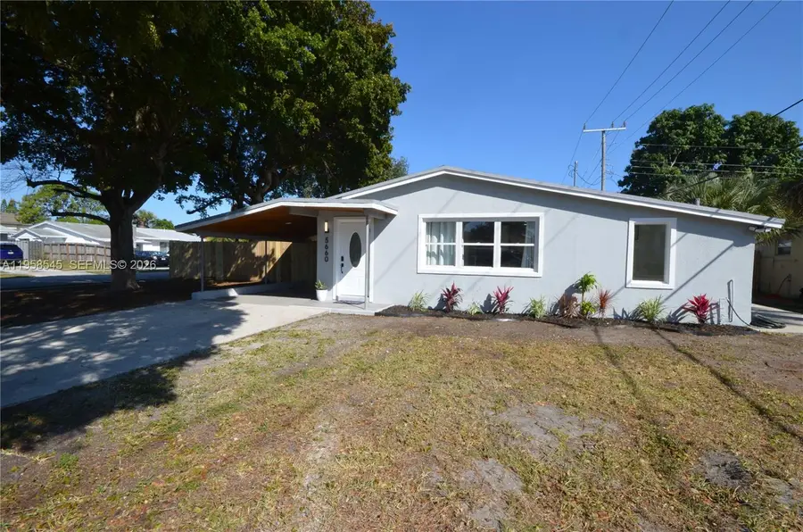 5655 NE 6th Ave, Oakland Park, FL 33334 - Image #2