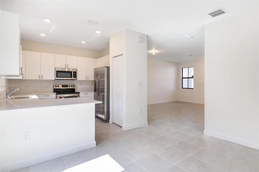 23521 SW 129th Ave, Homestead, FL 33032 - Image #3