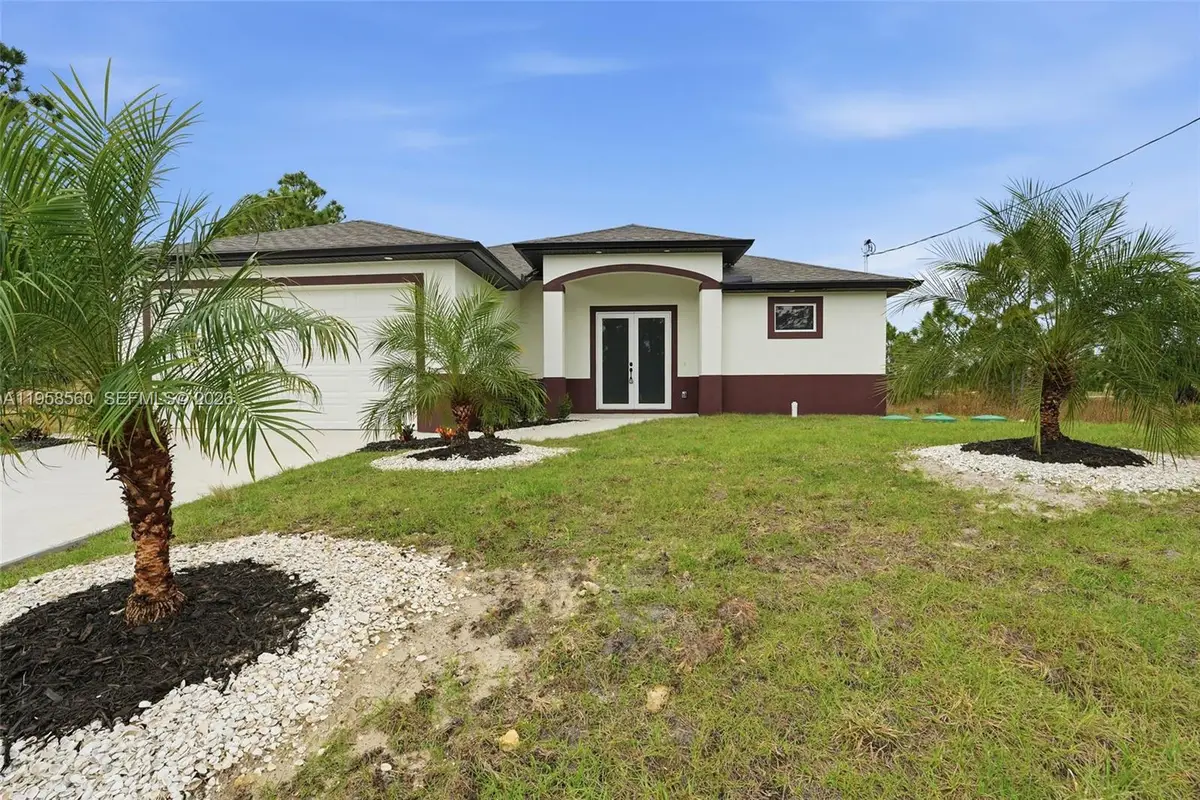 1042 Marshall Ave, Lehigh Acres, FL 33974 - Image #1