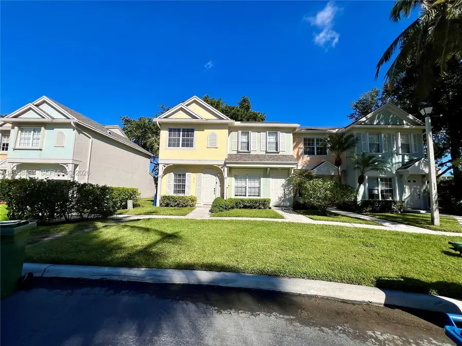 271 Duval Ct, Weston, FL 33326 - Image #3