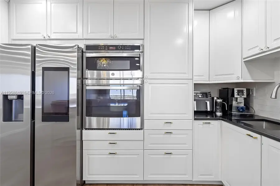 600 Three Islands Blvd #604, Hallandale Beach, FL 33009 - Image #3