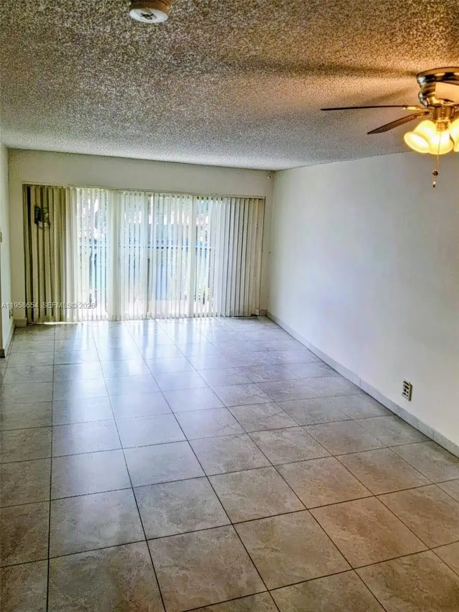 8801 Wiles Rd #208, Coral Springs, FL 33067 - Image #2