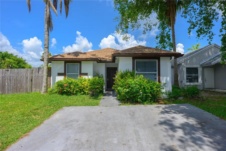 998 SW 8th Pl, Florida City, FL 33034 - Image #2