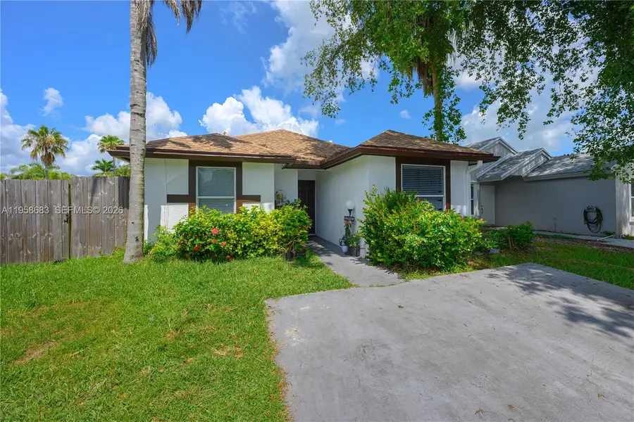 998 SW 8th Pl, Florida City, FL 33034 - Image #3