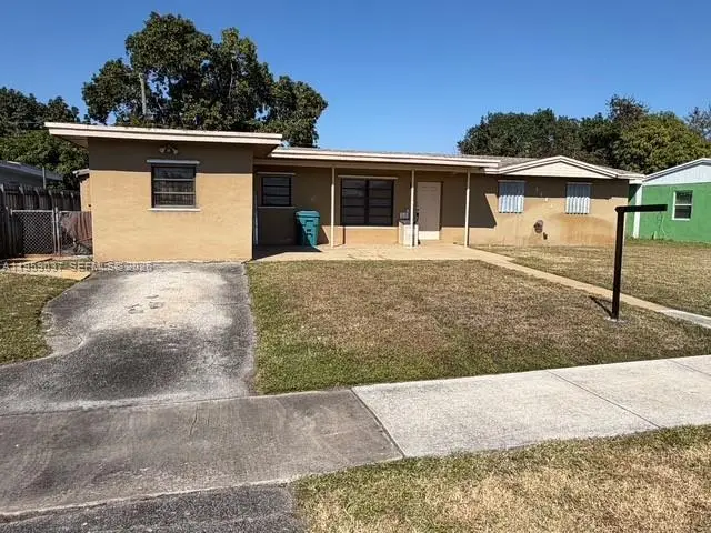 4441 NW 179th St, Miami Gardens, FL 33055 - Image #2