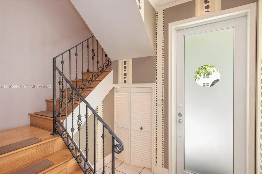 602 Malaga Ave #B, Coral Gables, FL 33134 - #3