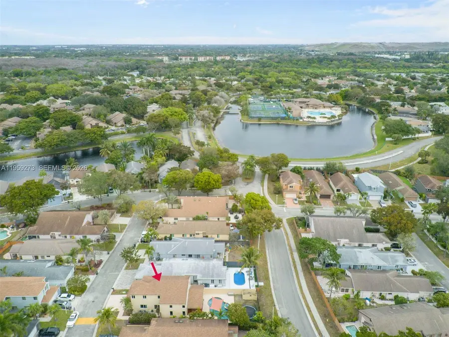2050 NW 37th Ave, Coconut Creek, FL 33066 - Image #3