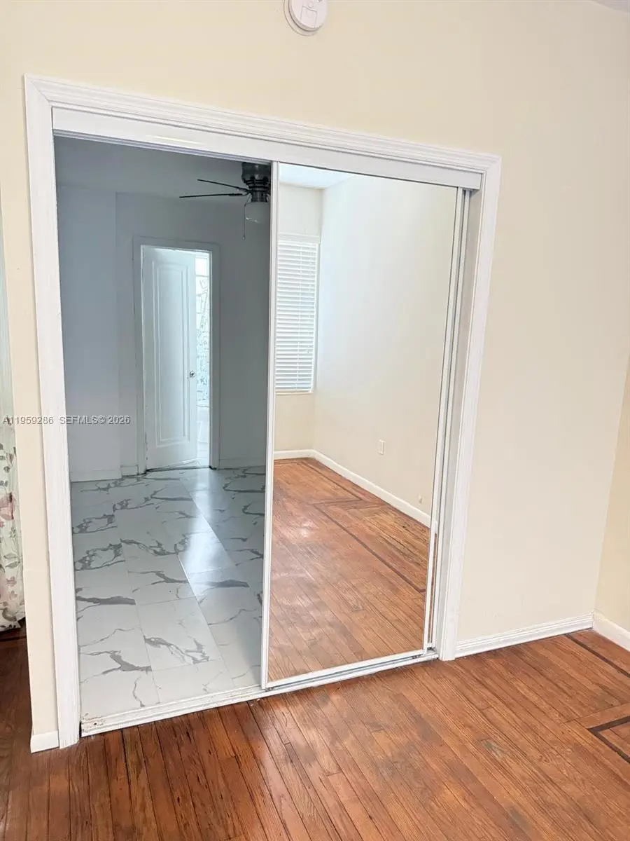 1007 Meridian Ave #9, Miami Beach, FL 33139 - Image #3