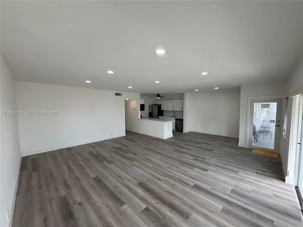 630 Layne Blvd #211, Hallandale Beach, FL 33009