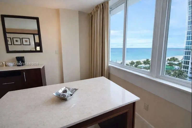 19201 Collins Ave #707, Sunny Isles Beach, FL 33160 - Image #3