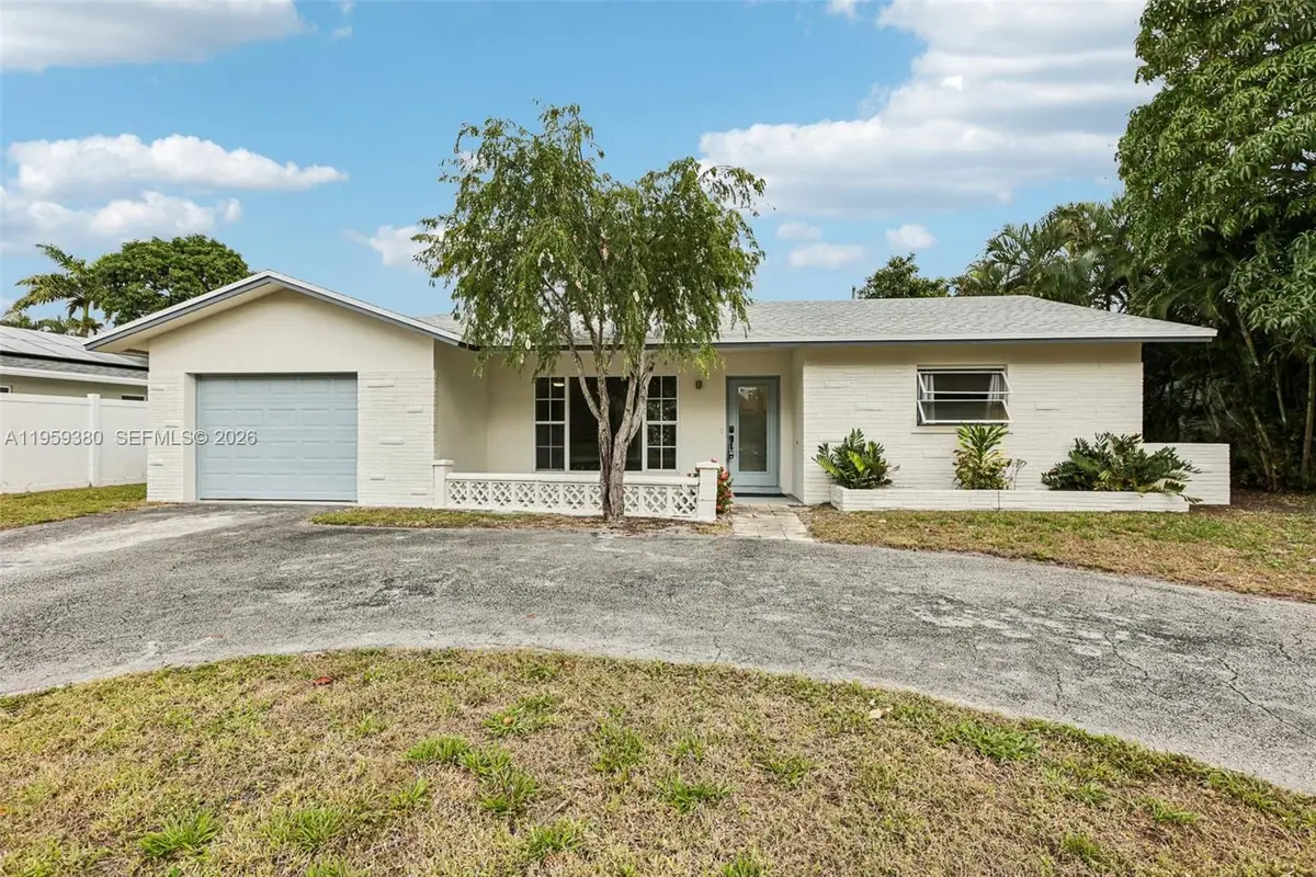 2720 NE 25th Ter, Boca Raton, FL 33431 - #1