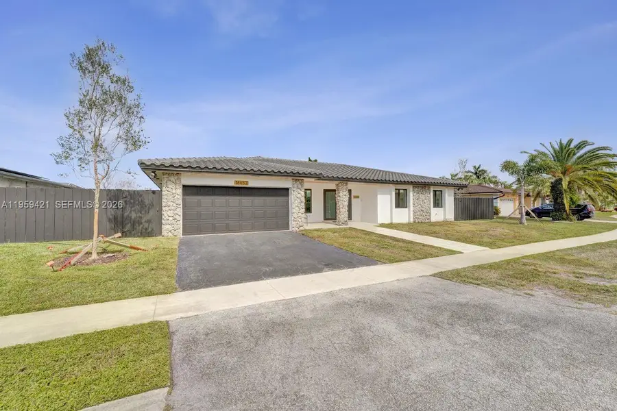 16653 Golfview Dr, Weston, FL 33326 - Image #3