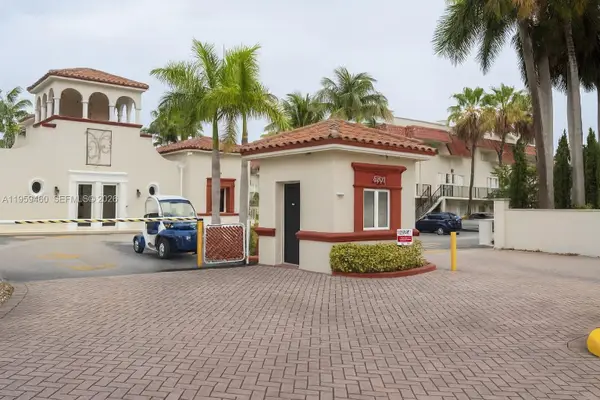 6707 N Kendall Dr #115, Pinecrest, FL 33156