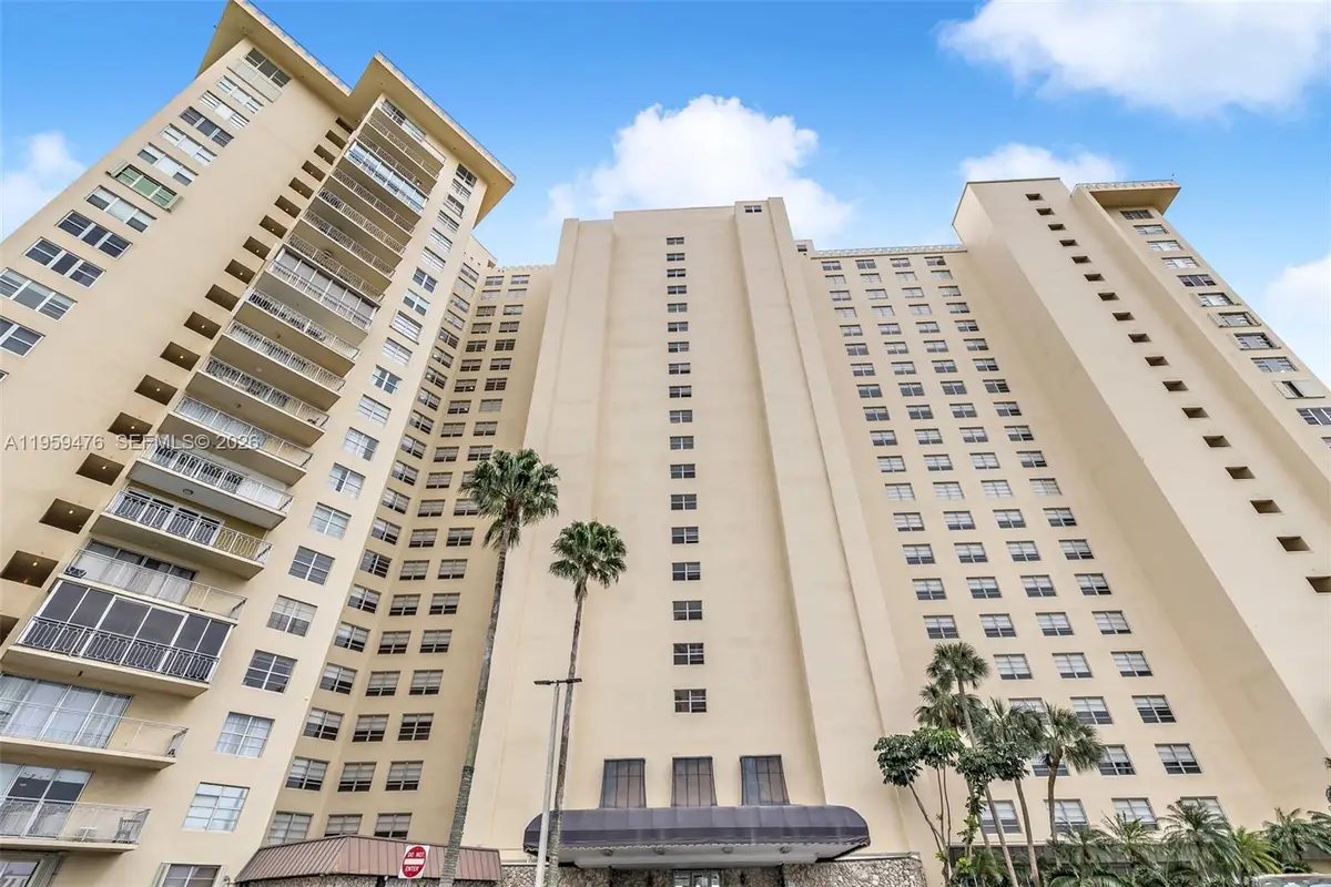 11111 Biscayne Blvd #116, Miami, FL 33181 - Image #1