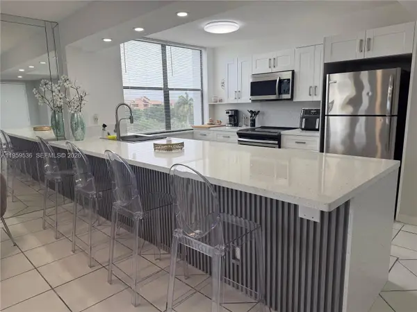 825 Egret Cir #511, Delray Beach, FL 33444