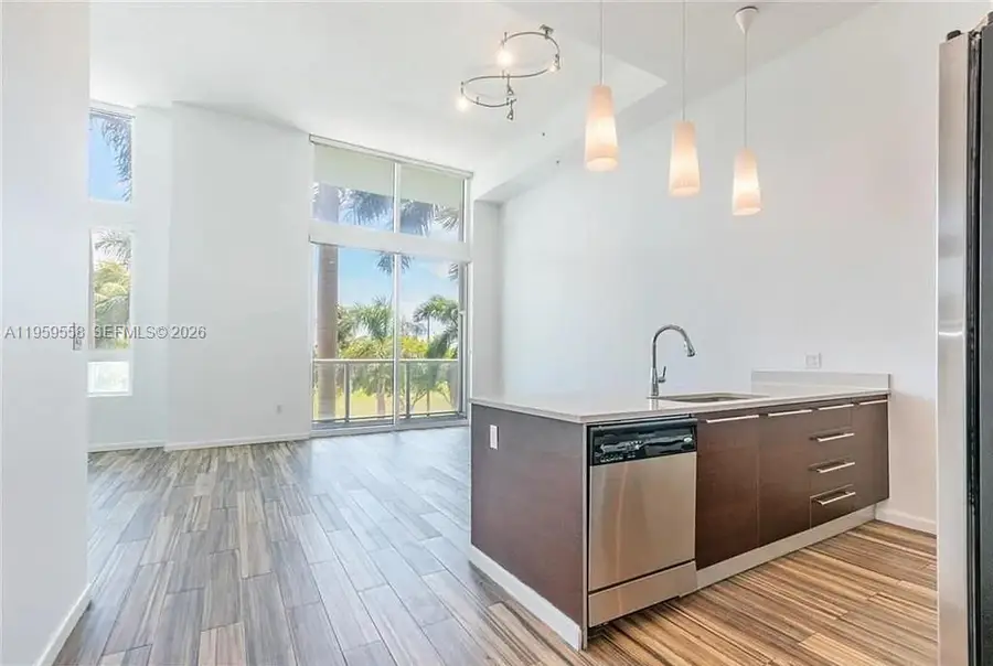 1900 N Bayshore Dr #506, Miami, FL 33132 - #2