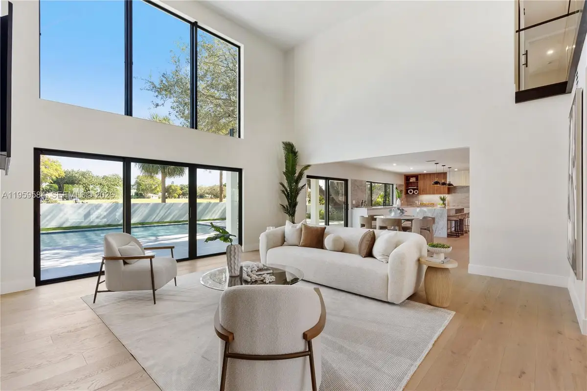 868 Country Club Dr, North Palm Beach, FL 33408 - Image #1