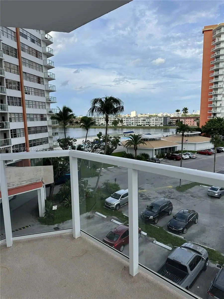 1301 NE Miami Gardens Dr #425W, Miami, FL 33179 - #2