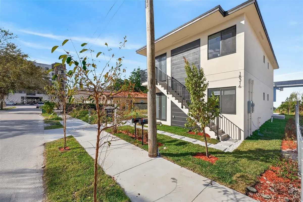 18316 SW 102 Pl, Miami, FL 33157 - #1
