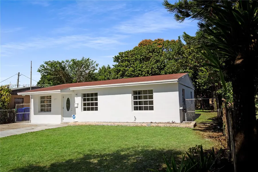 2311 Fletcher St, Hollywood, FL 33020 - Image #3