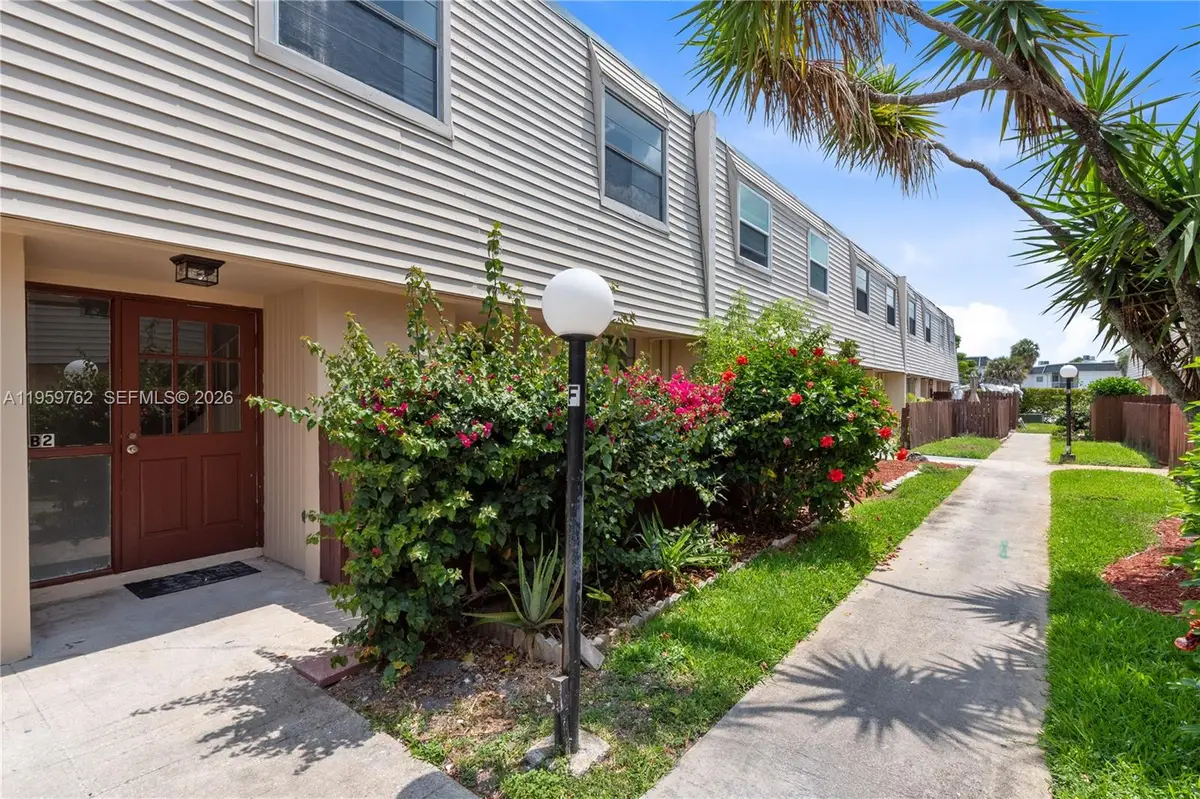 6603 Winfield Blvd #B2, Margate, FL 33063 - Image #1