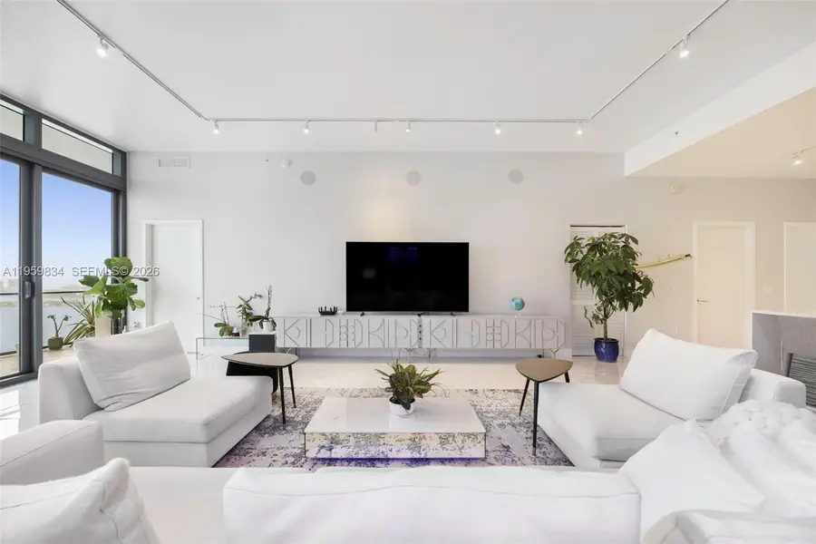 460 NE 28th St #4002, Miami, FL 33137 - #2