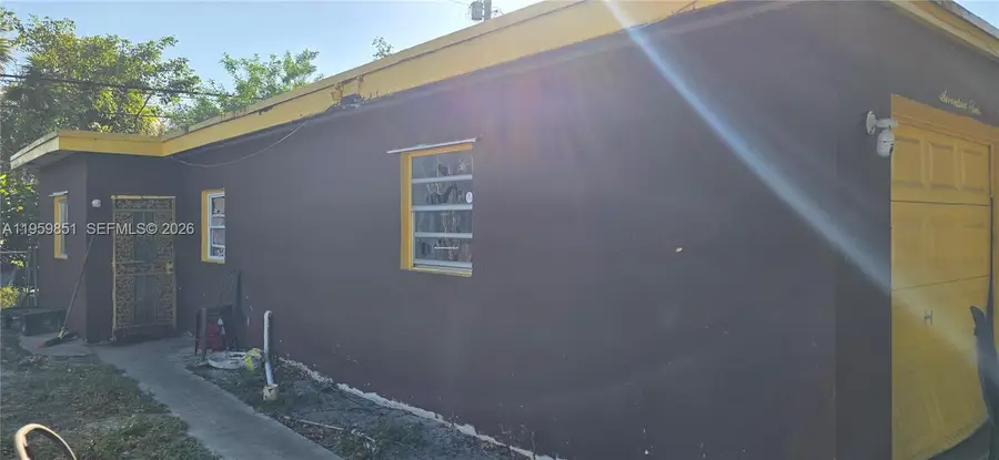 1760 NW 24th Ter, Fort Lauderdale, FL 33311 - Image #3