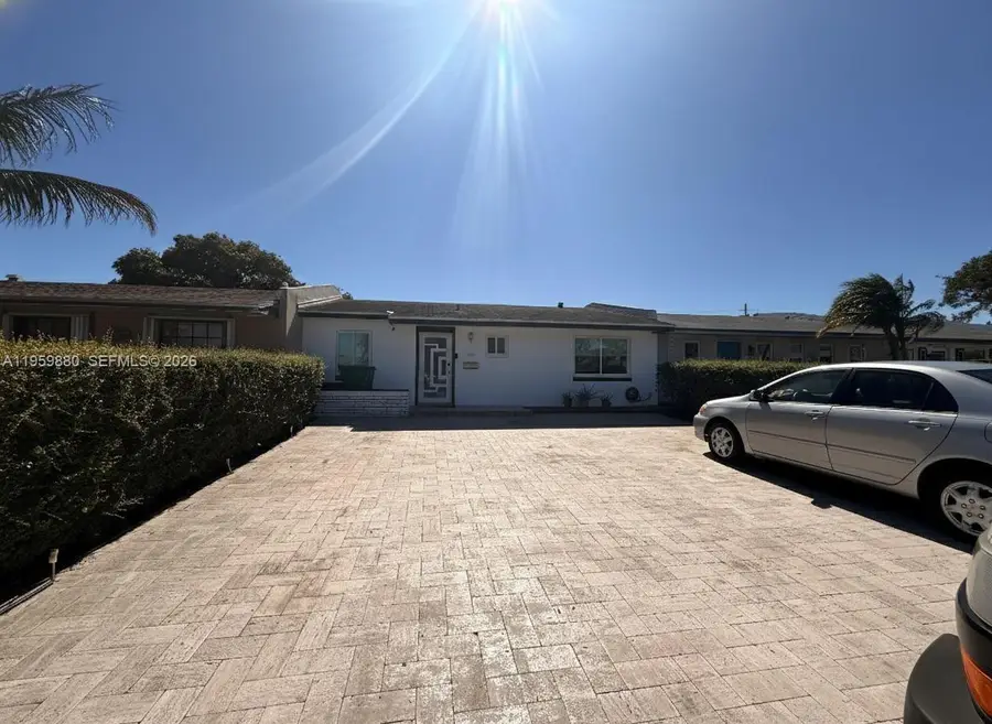 11404 SW 150th Dr, Miami, FL 33176 - #2