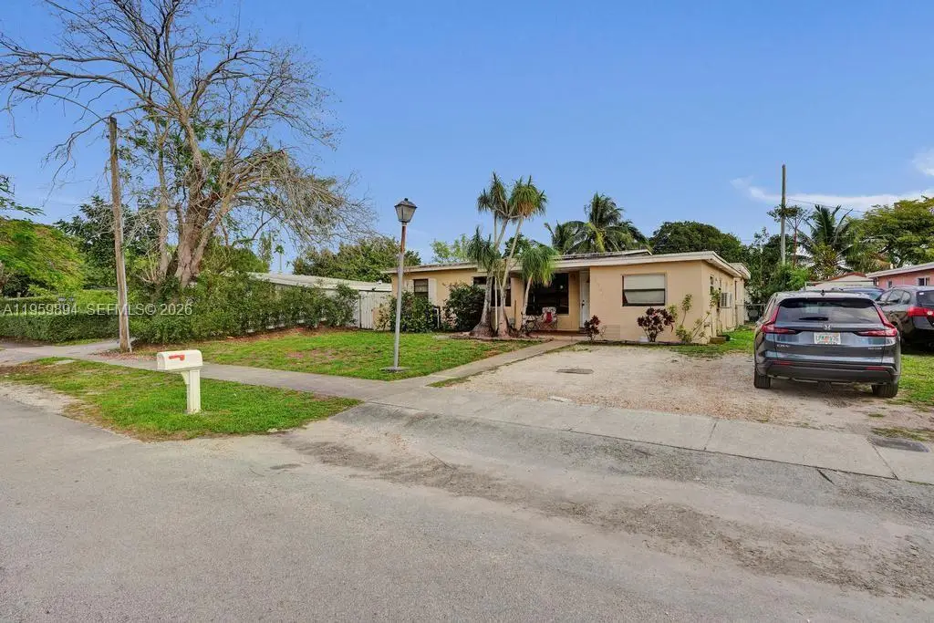 3500 SW 37th St, West Park, FL 33023 - Image #1