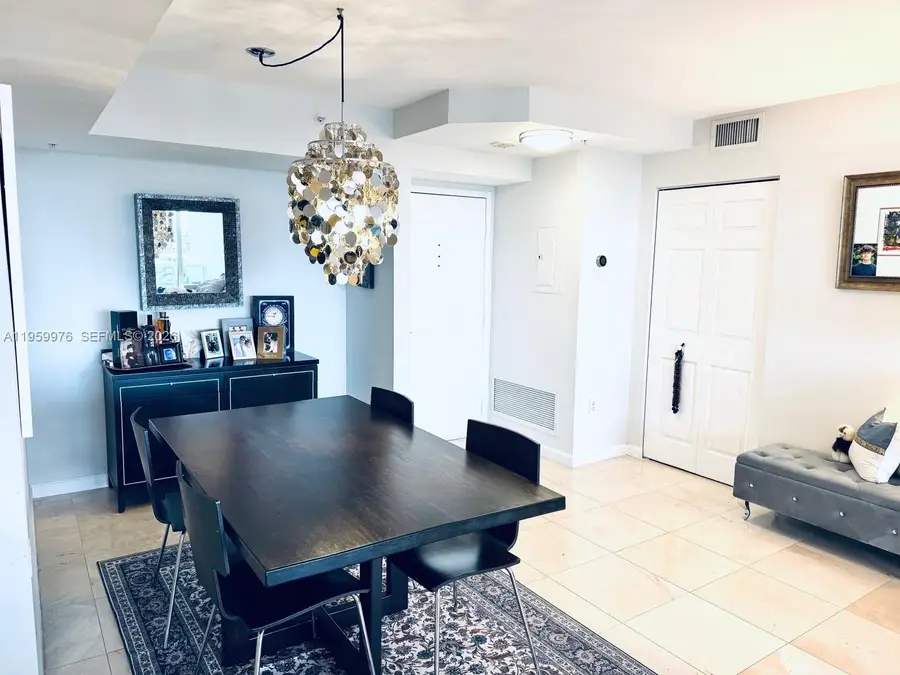 1900 Sunset Harbour Dr #1009, Miami Beach, FL 33139 - Image #3