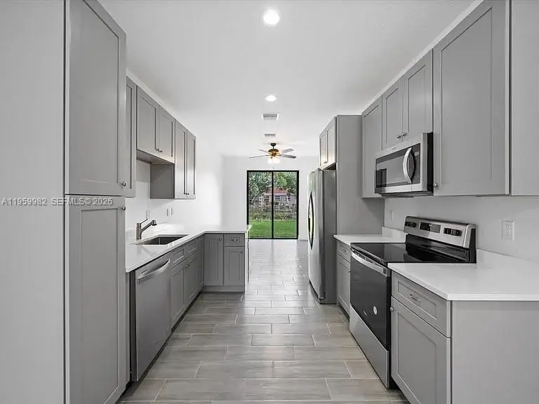 141 W 16th St, Riviera Beach, FL 33404 - Image #3