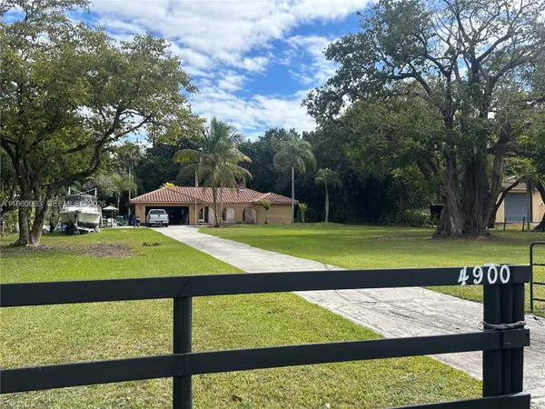 4900 SW 178th Ave, Southwest Ranches, FL 33331