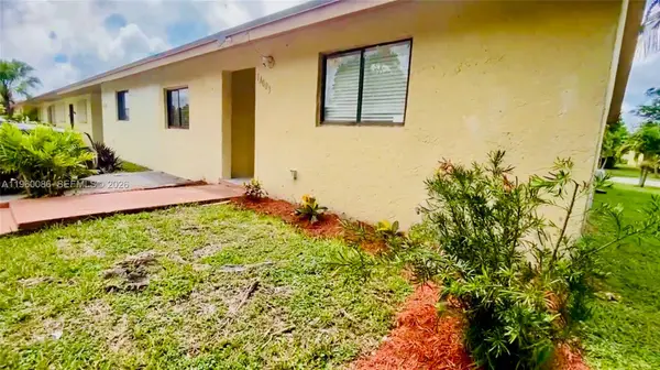 14003 SW 281st Ter, Homestead, FL 33033