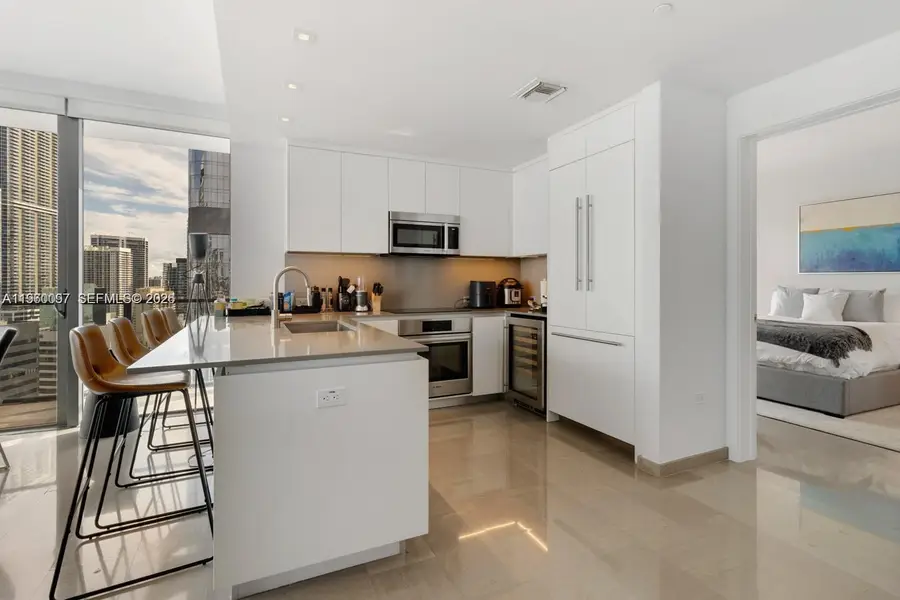 68 SE 6th St #2101, Miami, FL 33131 - #3