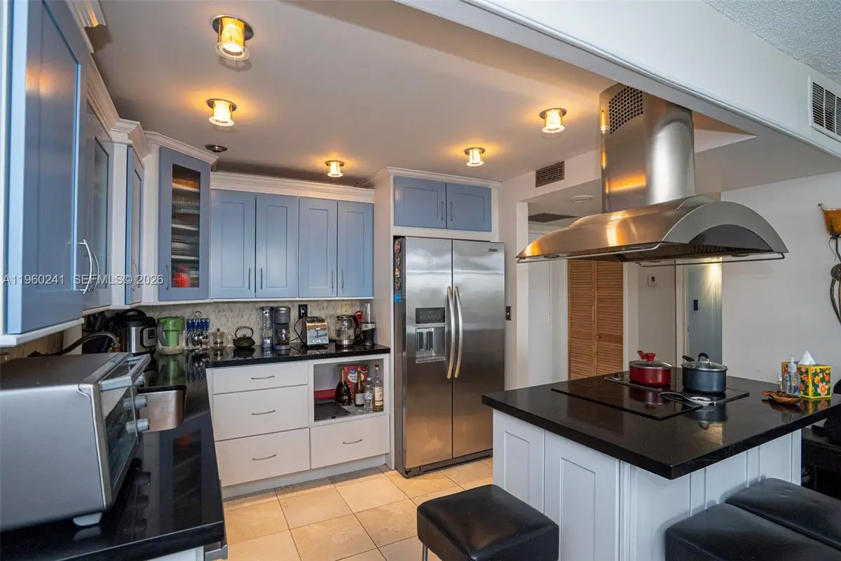 500 Three Islands Blvd #1007, Hallandale Beach, FL 33009 - Image #1