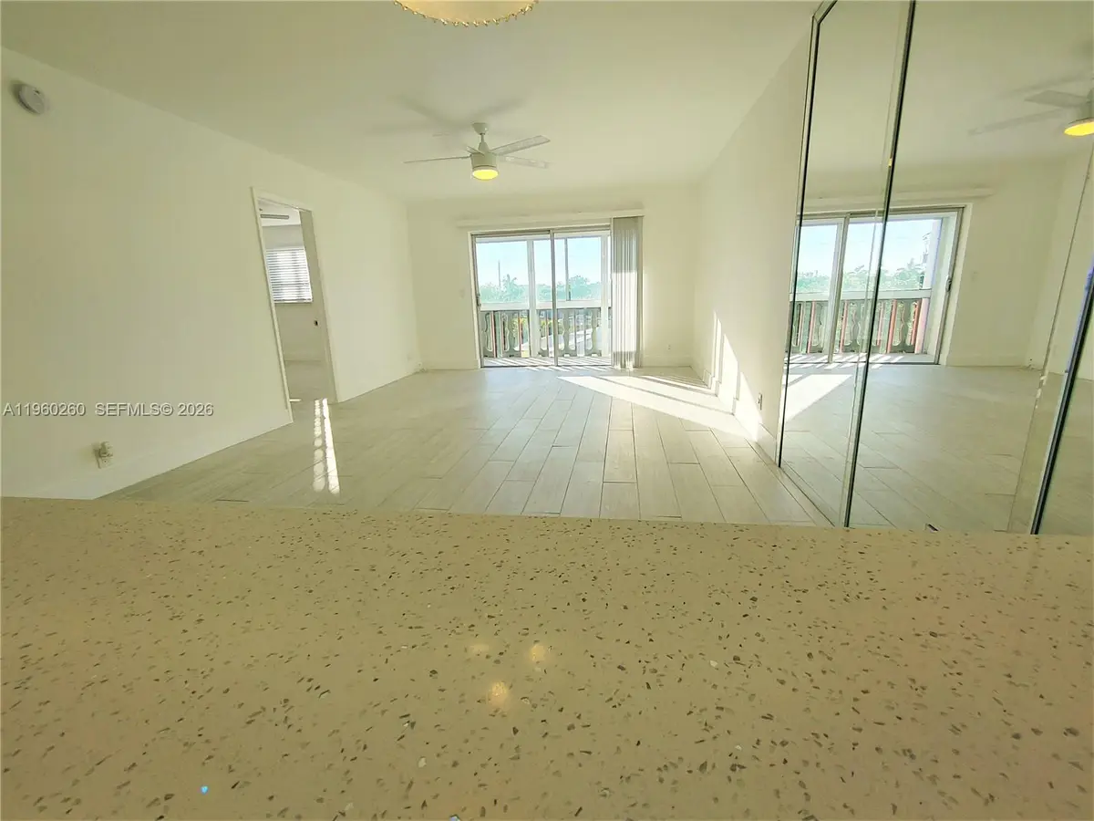 215 SE 3rd Ave #307C, Hallandale Beach, FL 33009 - #1