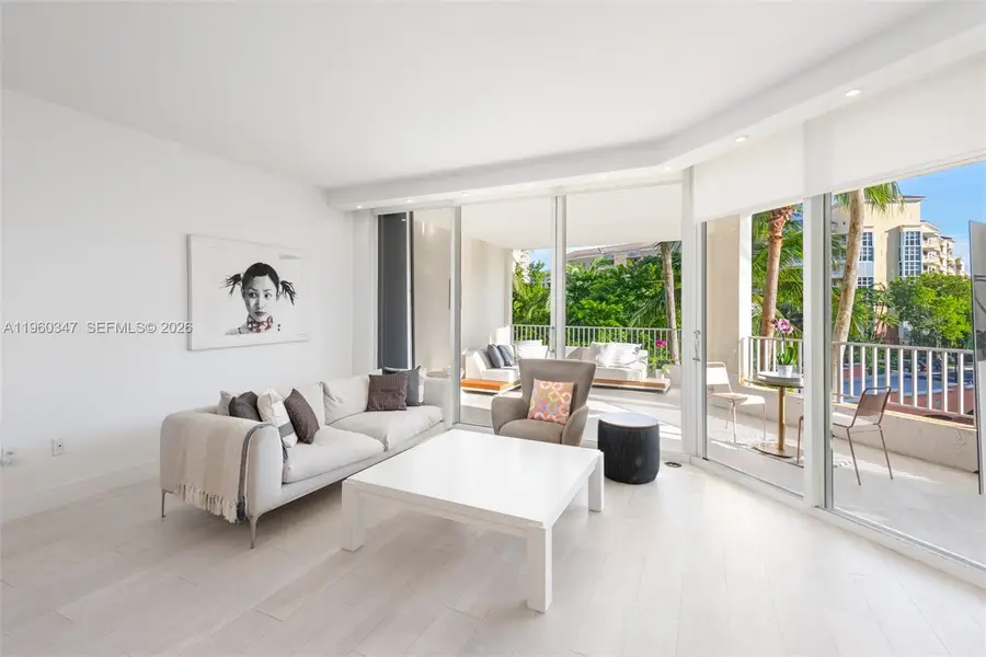 715 Crandon Blvd #305, Key Biscayne, FL 33149 - #3