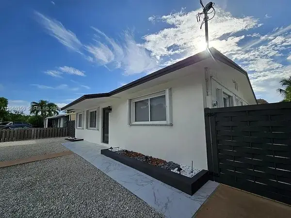 16 Fishermans Trl, Key Largo, FL 33037