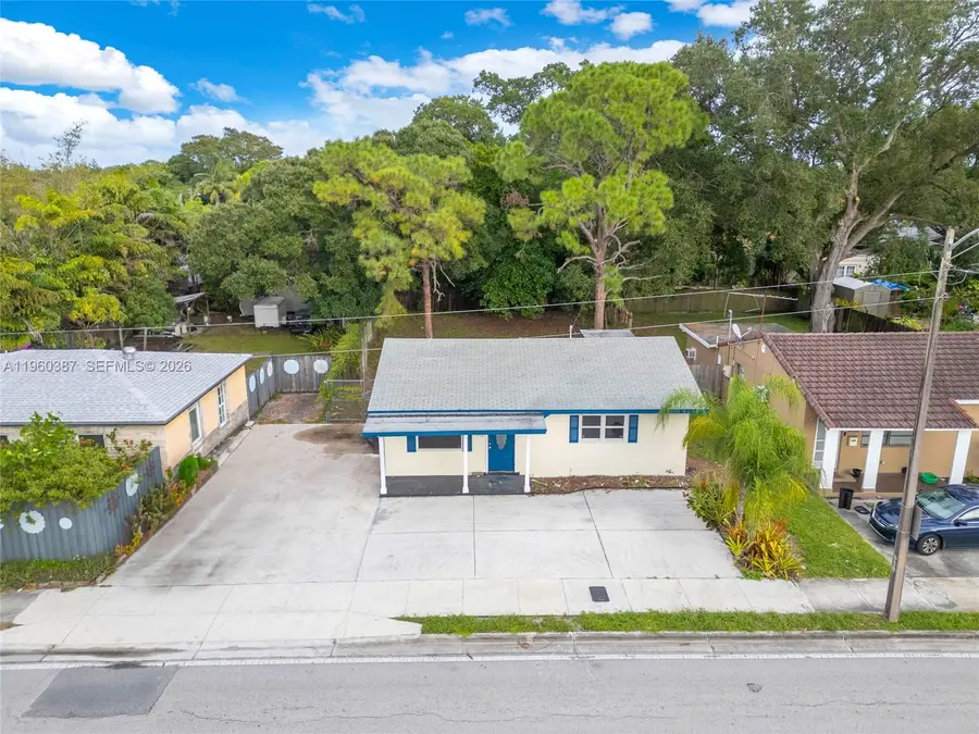 1320 N Andrews Ave, Fort Lauderdale, FL 33304 - #3