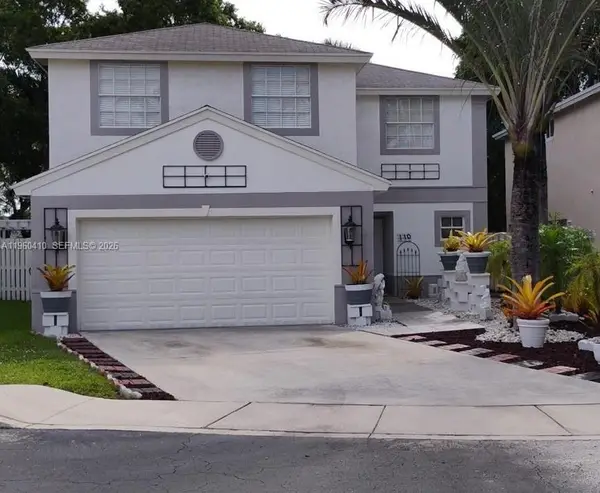 110 E Riverbend Dr, Sunrise, FL 33326