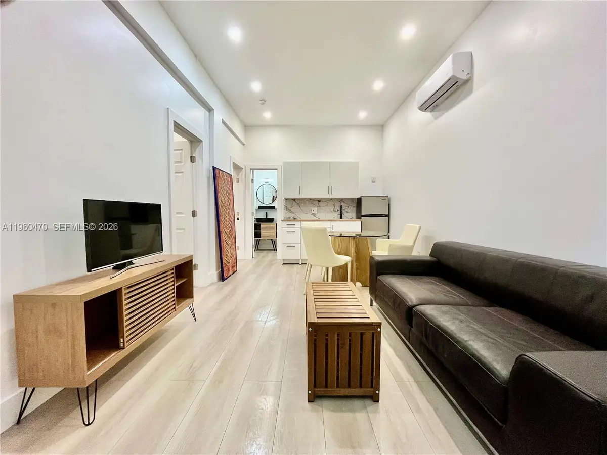 6241 NW Miami Pl, Miami, FL 33150 - Image #1