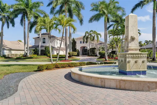 2539 Royal Palm Way, Weston, FL 33327