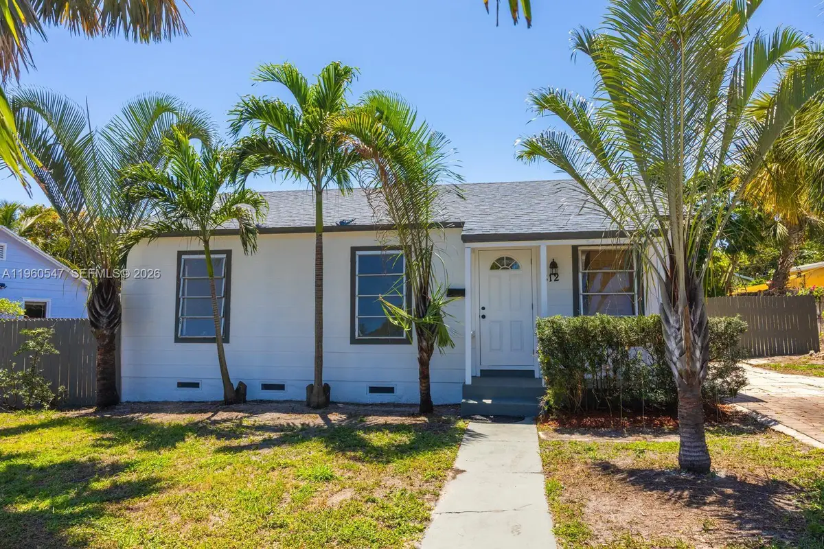 812 33rd St, West Palm Beach, FL 33407 - Image #1