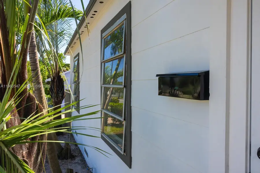 812 33rd St, West Palm Beach, FL 33407 - Image #3