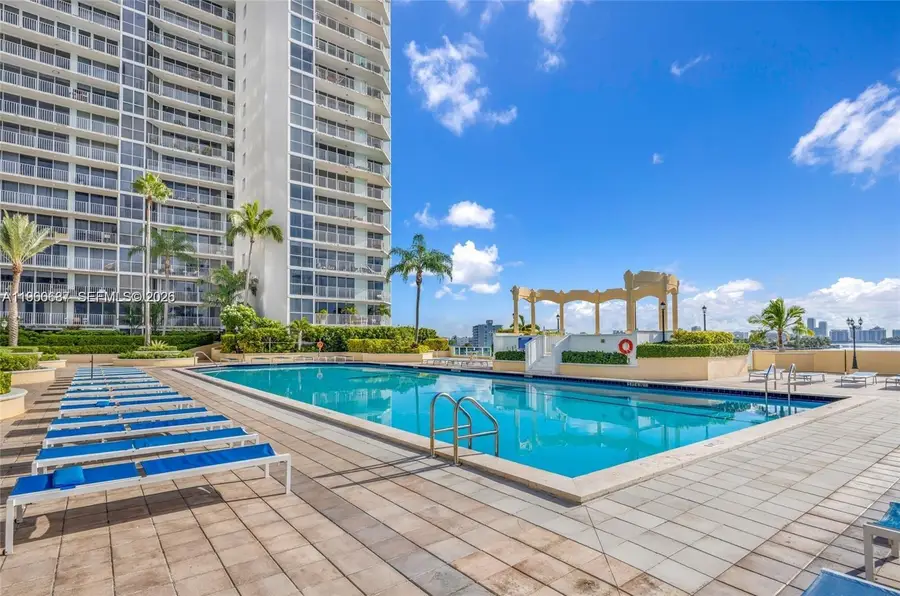 7601 E Treasure Dr #510, North Bay Village, FL 33141 - Image #3