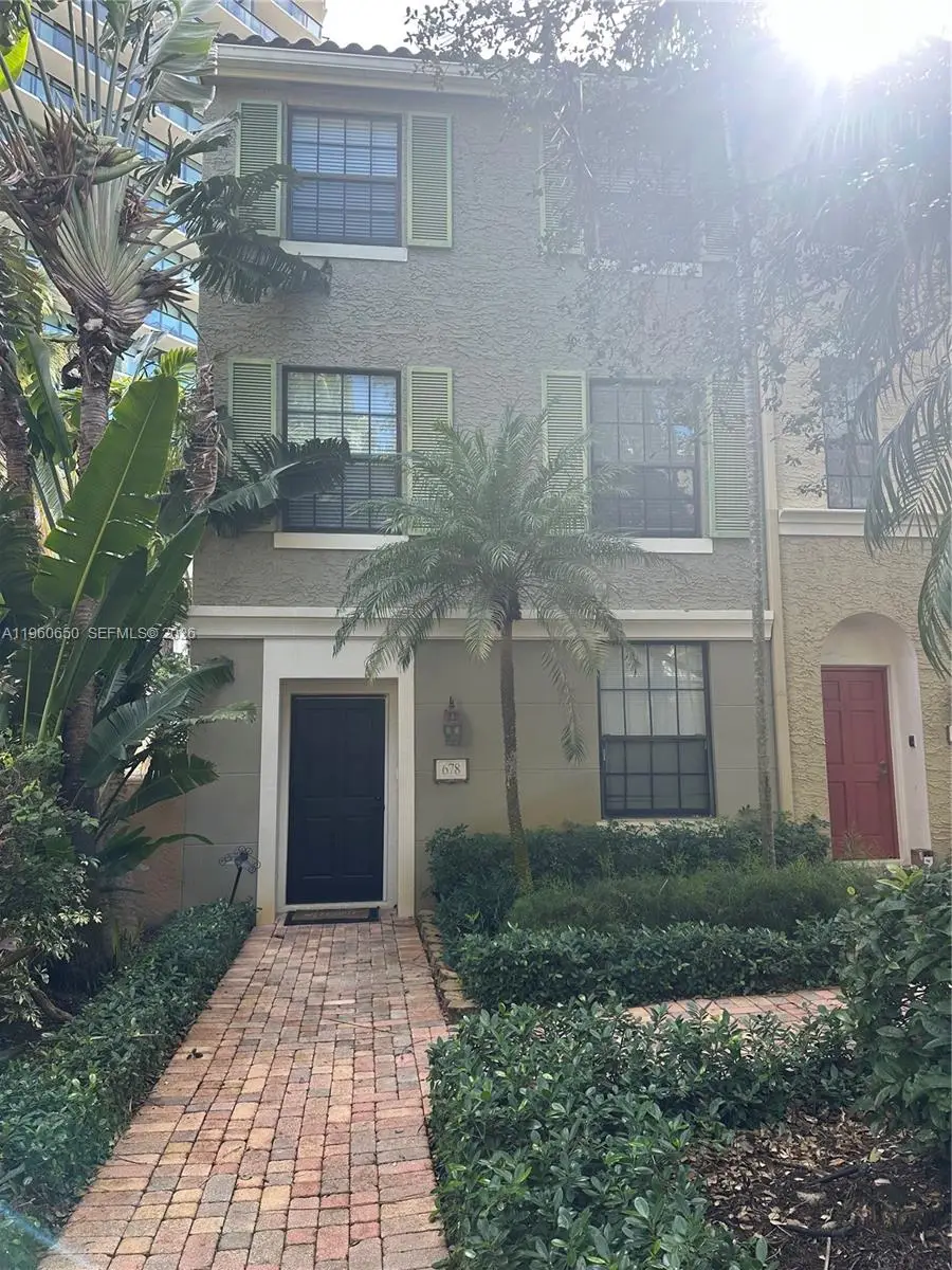 678 Fern St, West Palm Beach, FL 33401 - Image #3